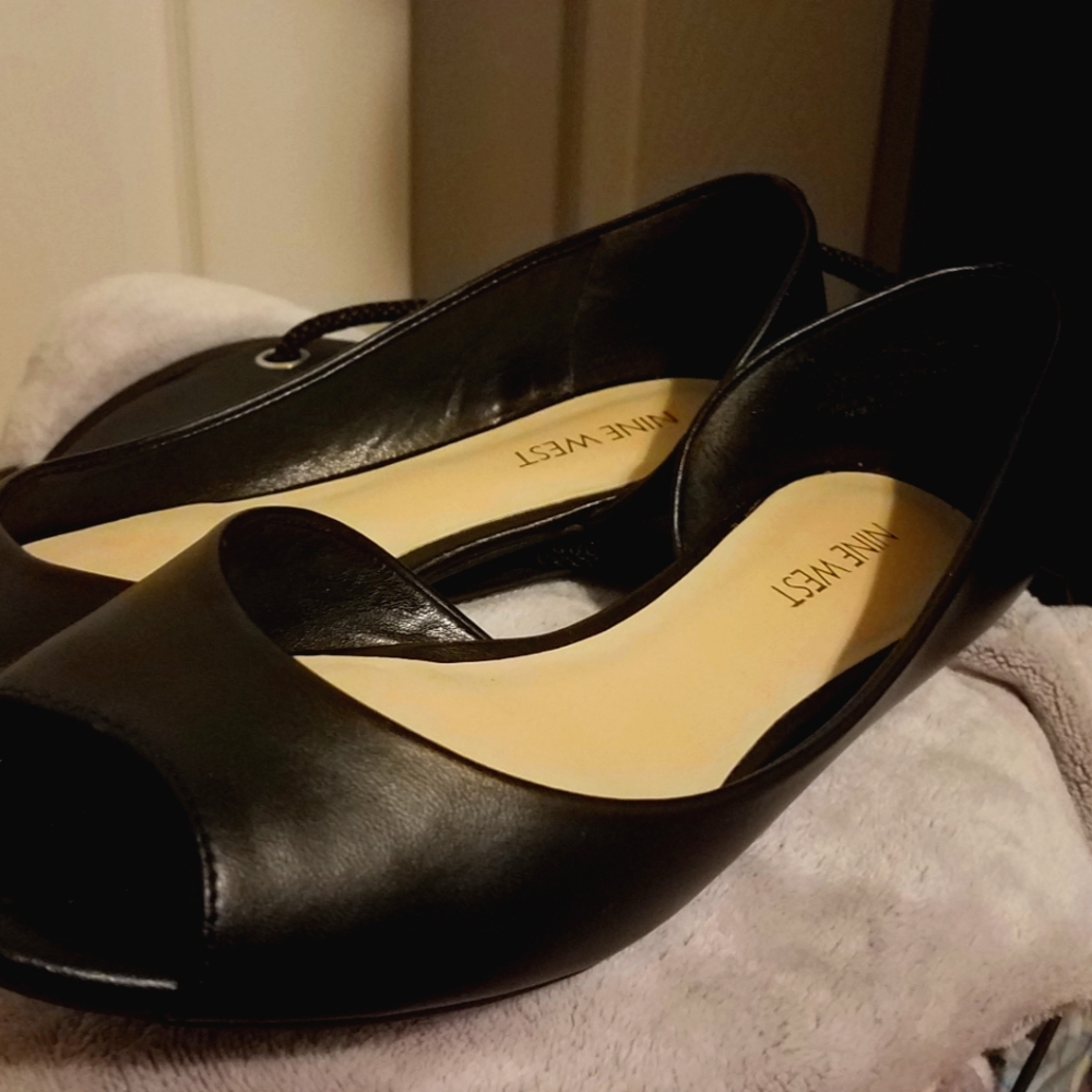 Shoes/flats